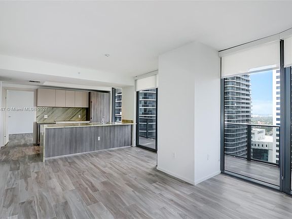 5th image of 801 S Miami Ave #3709
