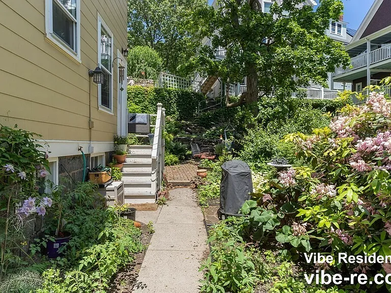 10-12 Castlerock St #2 — Photo 21