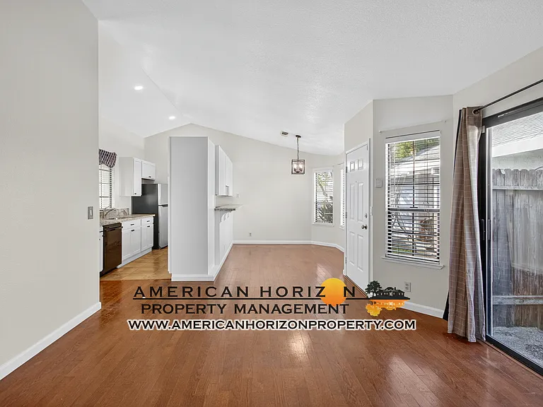 1316 Puebla Way — Photo 6