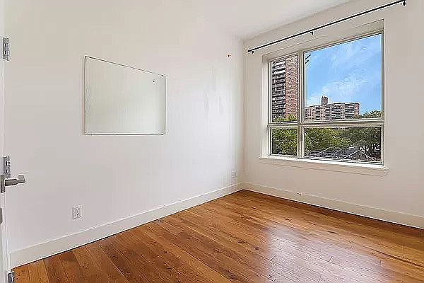 1st image of 73 Montrose Ave #2C