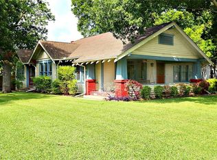 407 W Parks Ave, Waxahachie, TX 75165