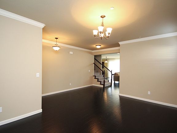 3rd image of 125 Vignolia Ct