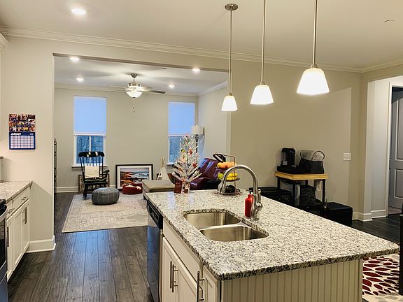 3rd image of 2333 Fairchild Cir #201-lot 183