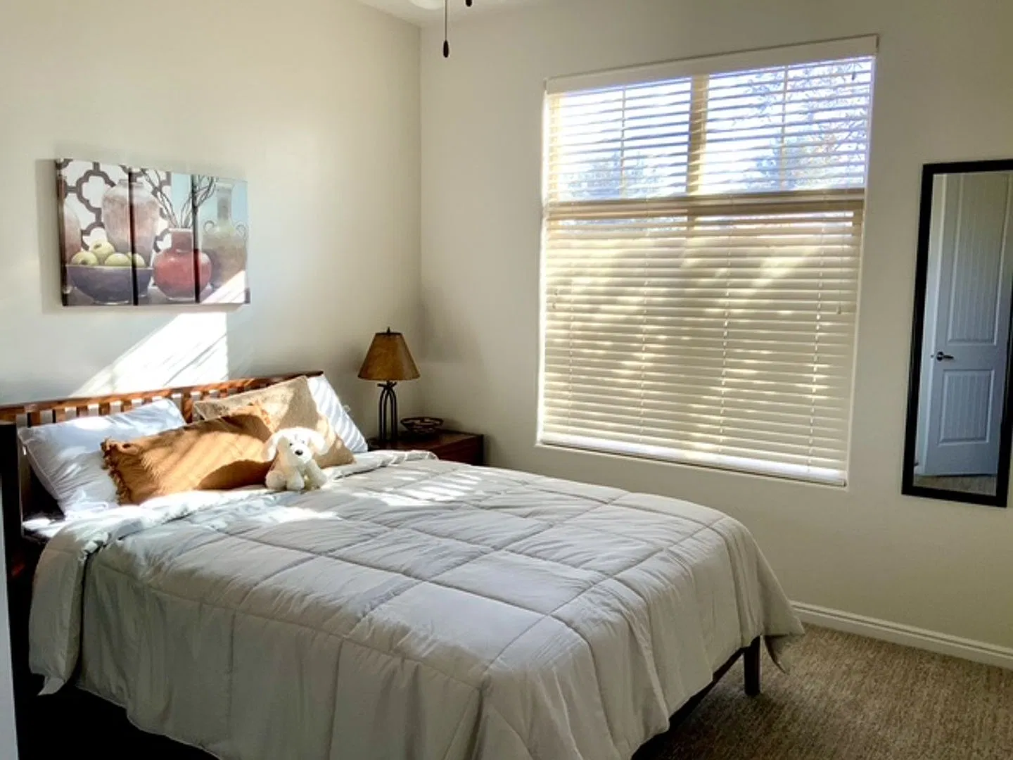 Gorgeous 3 Bedroom Home! — Photo 4