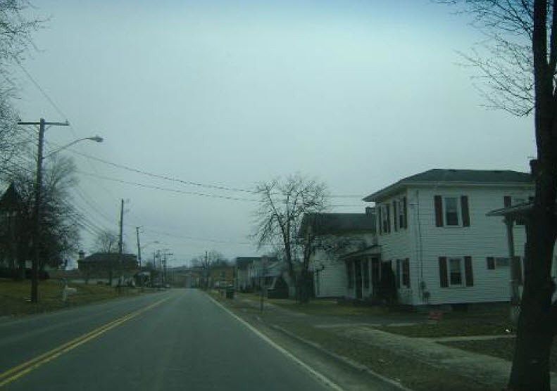 2nd image of 1623 N Main St