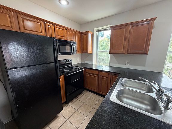 5th image of 70 Morris St #2-W