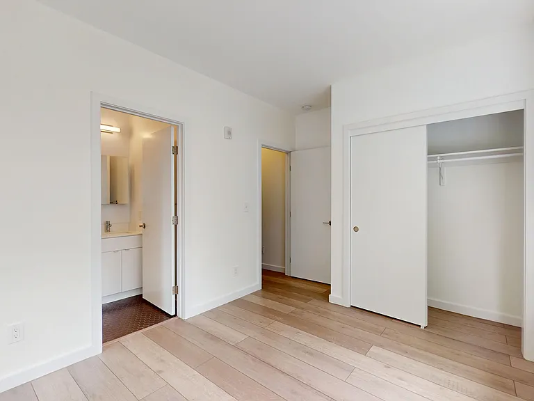 748 Page St #1 — Photo 16