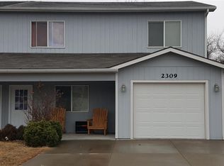 2309 Vineyard Cir, Manhattan, KS 66502