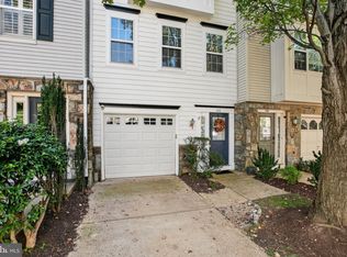 104 Cahill Dr, Alexandria, VA 22304