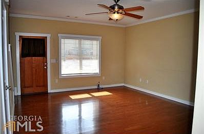 5th image of 407 G1 North Lake Dr