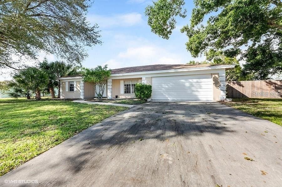1st image of 645 Shamrock Blvd