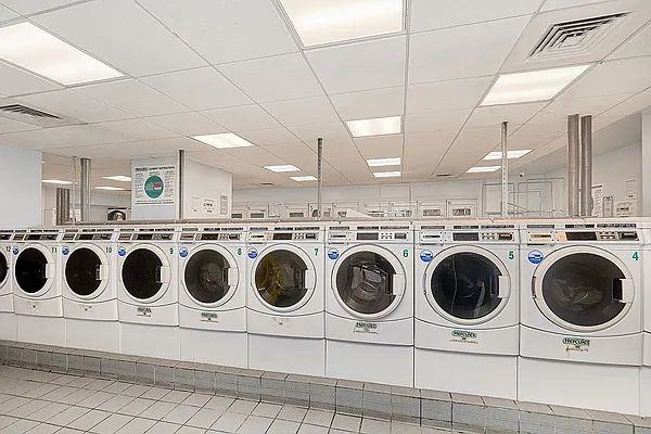 Rented by Compass | media 25