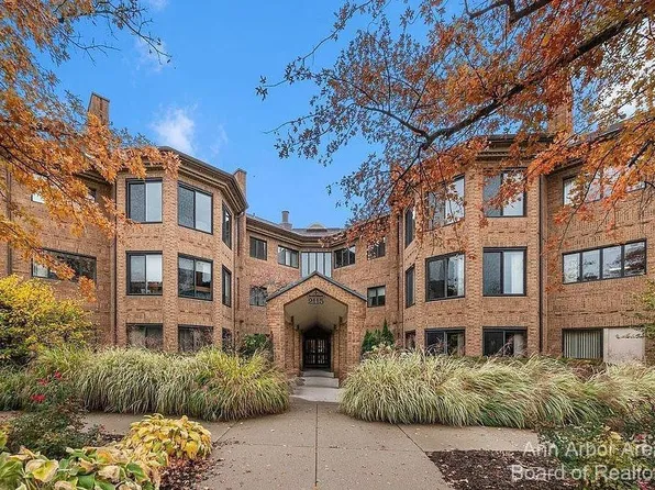2115 Nature Cove Ct APT 207, Ann Arbor, MI 48104