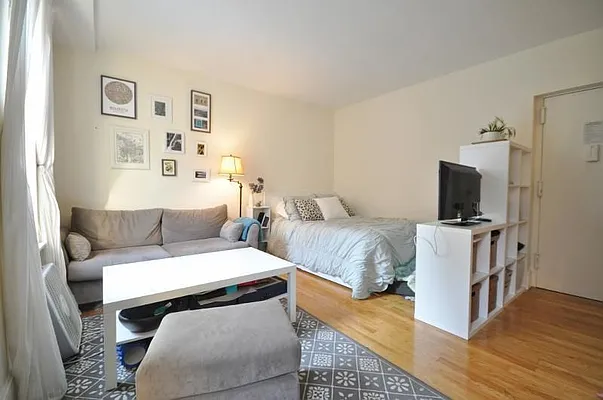 Rented by Compass | media 6