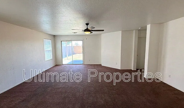 10435 W Pasadena Ave — Photo 2