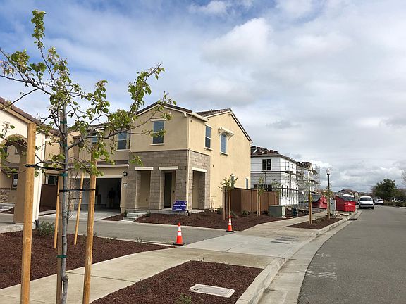 2nd image of 3781 Po River Way