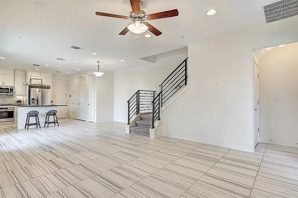 Building Photo - 4413 Berkman Dr