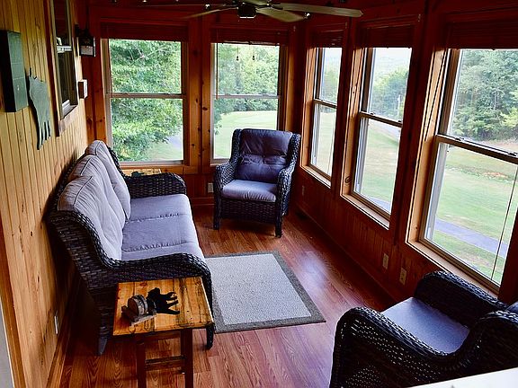 Four season sun room