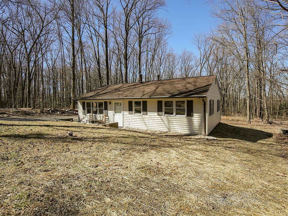 1st image of 65 Floral Ln