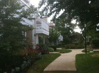 4514 28th Rd S #11-6, Arlington, VA 22206