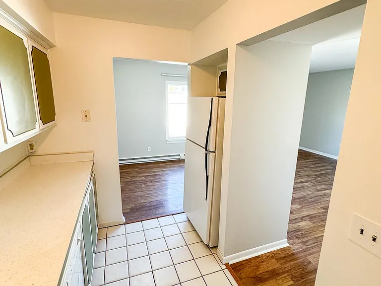 3440 Sashabaw Rd #7 — Photo 4