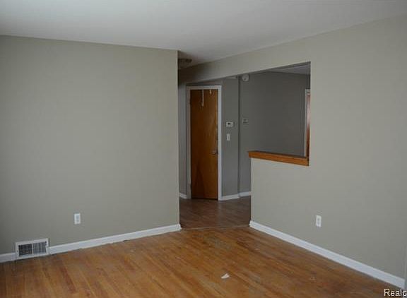 2nd image of 6694 Harrison St