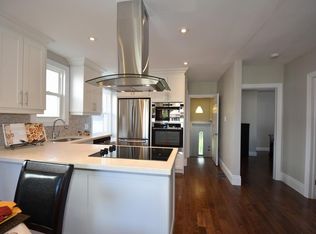 423 Cochrane Rd, Hamilton, ON L8K3G8