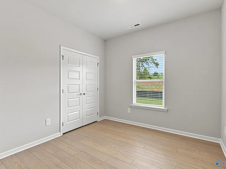 7211 Holly Creek Dr — Photo 24