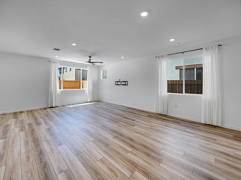 7650 Kobuk Valley Cir — Photo 3