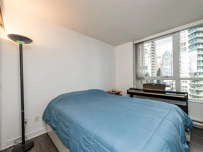 1495 Richards St #707 — Photo 9