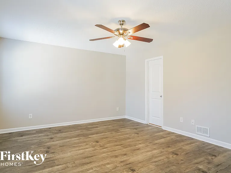 117 Enterprise Dr — Photo 7