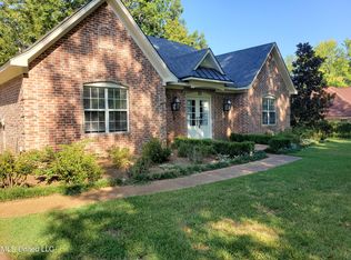 305 Wesson St, Como, MS 38619