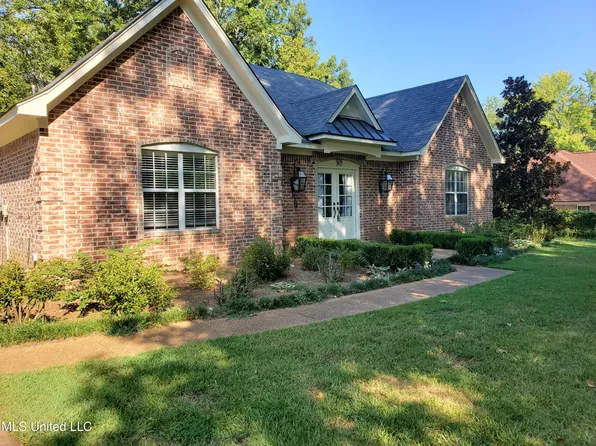 305 Wesson St, Como, MS 38619