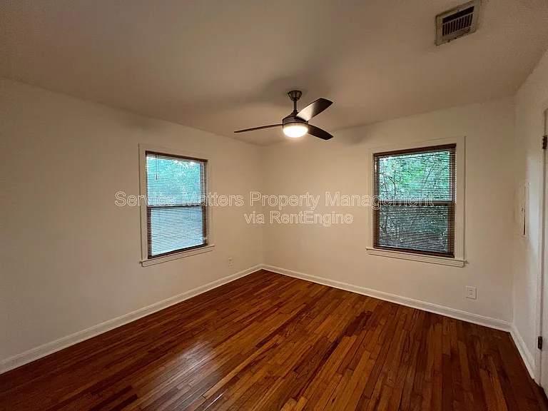 3543 Bayou Blvd — Photo 20