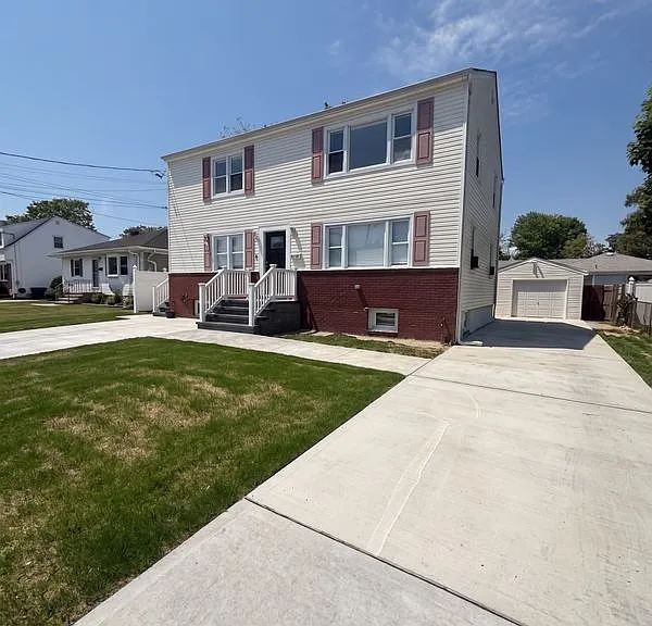 253 Beachview St #2 — Photo 8