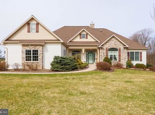 9083 Airfield Ct, Kempton, PA 19529