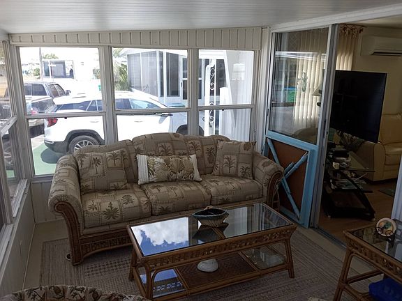 4th image of 9130 49th Ave N