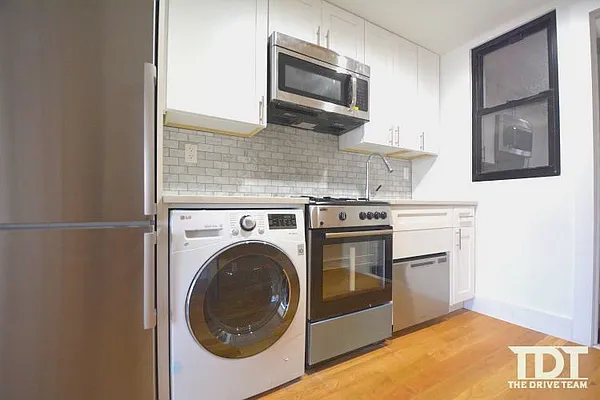 Rented by J Misrahi Realty Corp | media 32