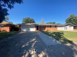 4918 12th St, Lubbock, TX 79416