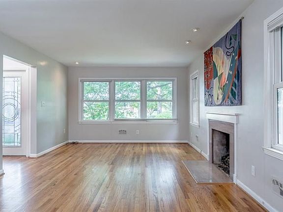 5th image of 314 Linda Vista Ave