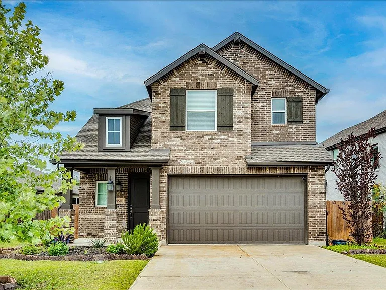 8008 Prairie Rye Dr — Photo 1