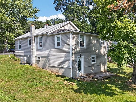 5th image of 1817 Orchard Ln