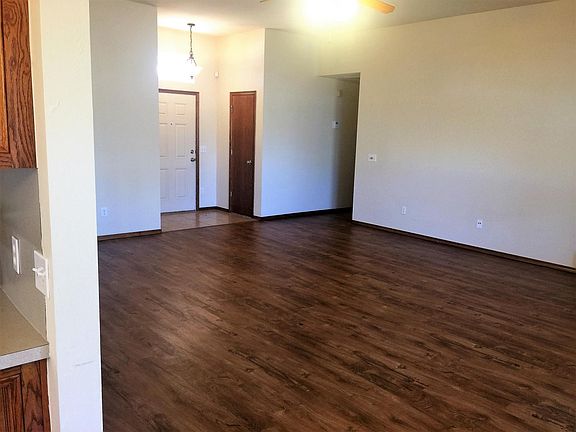 4th image of 2629 SE 96th St