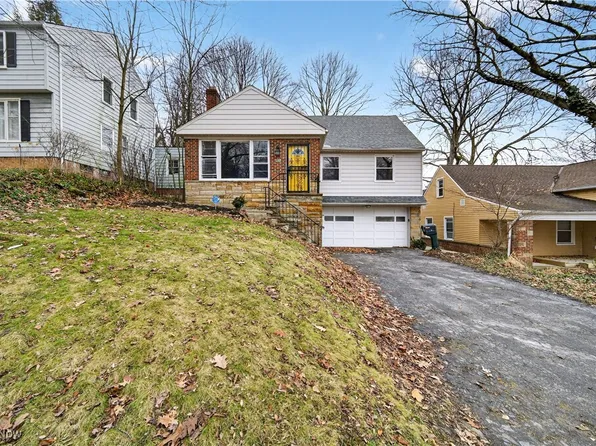 1090 Hillstone Rd, Cleveland Heights, OH 44121