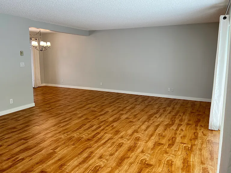 12314 Montana Ave — Photo 10