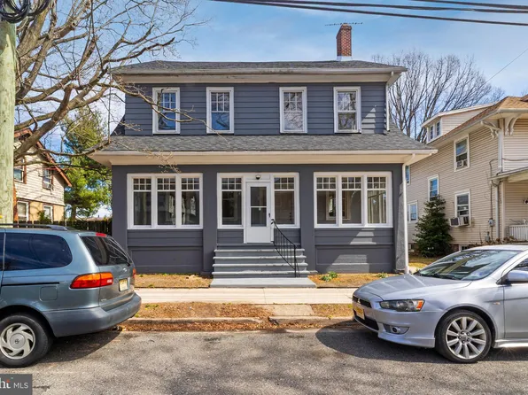 30 Chestnut St, Salem, NJ 08079