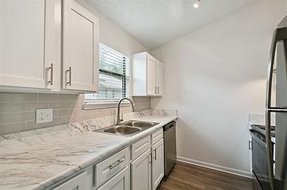 1st image of 1288 Jefferson Ave #16374239