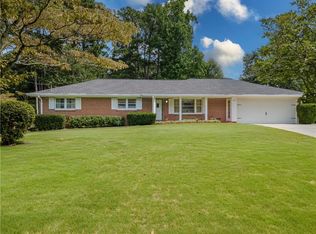 2377 Midvale Cir, Tucker, GA 30084