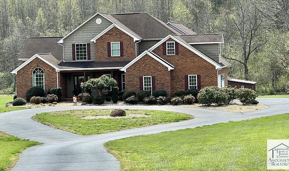 1st image of 246 Fisher Dr