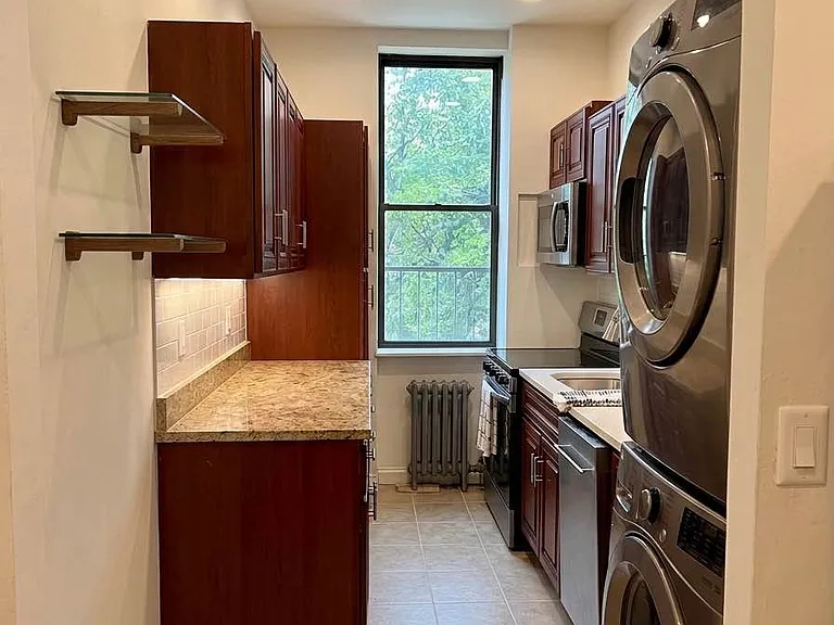 822 Marcy Ave #2 — Photo 9